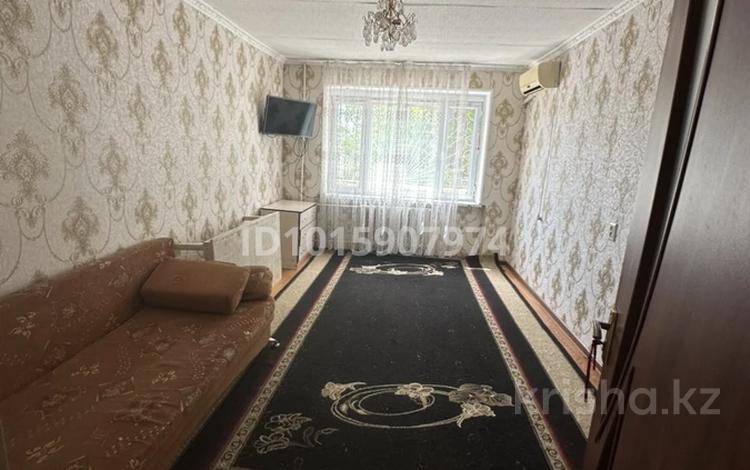 2-комнатная квартира · 43 м², Нышанова 7 — Сат кафе напротив за 100 000 ₸ в Туркестане — фото 2