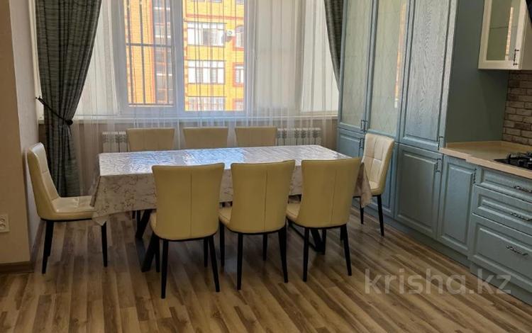 3-комнатная квартира · 113 м² · 4/5 этаж, мкр Нурсая, Акжарма 10 за 50 млн ₸ в Атырау — фото 7