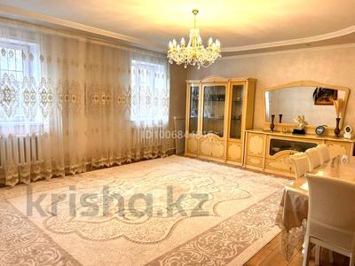Отдельный дом · 7 комнат · 350 м² · 10 сот., Переулок Мерей 4 за 145 млн ₸ в Астане, Алматы р-н