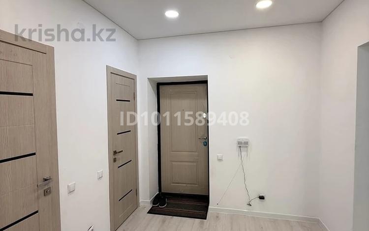 1-комнатная квартира · 50 м² · 2/5 этаж, мкр. Алтын орда 17г за 18 млн ₸ в Актобе — фото 2