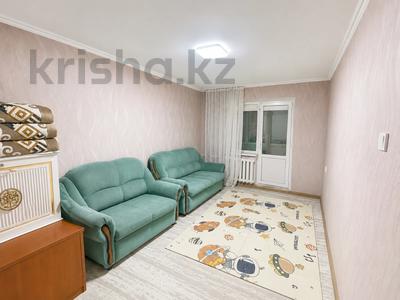 2-бөлмелі пәтер · 43 м² · 2/4 қабат, Талдыкорган. мкр Жетису, бағасы: 13.5 млн ₸ в мкр Жетысу