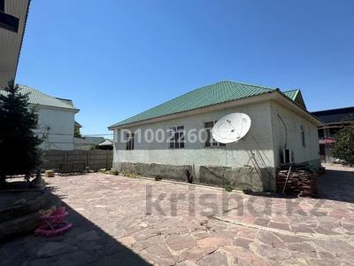 Отдельный дом · 5 комнат · 200 м² · 8 сот., Жузбаева 32 за 65 млн 〒 в Таразе