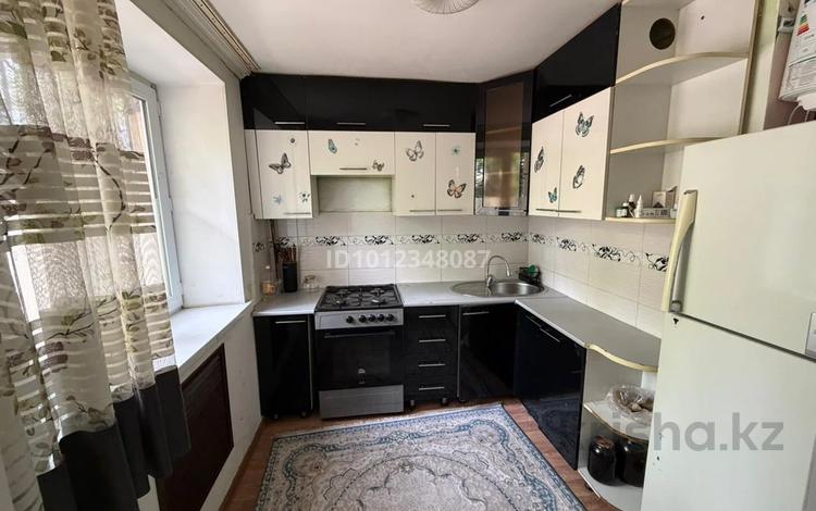 2-бөлмелі пәтер · 50 м² · 1/4 қабат, ул. Асанбая Аскарова 217, бағасы: 11.2 млн ₸ в Таразе — фото 2