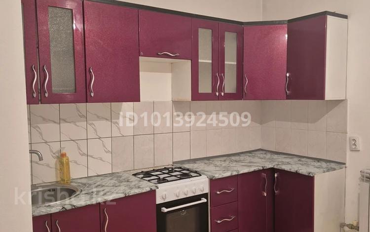 3-комнатная квартира · 82 м² · 6/9 этаж, мкр Акжайык 69/16 за 180 000 ₸ в Шымкенте, Абайский р-н — фото 2
