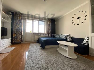 1-бөлмелі пәтер · 52 м² · 10/10 қабат, Ақсай-5 ш/а. 1 — Момышулы, бағасы: 260 000 ₸ в Алматы, Ауэзовский р-н