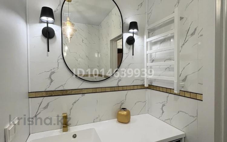 2-комнатная квартира · 45 м² · 3/5 этаж, мкр Новый Город, Акадeмическая 9/10 — Экономического университета за 25.9 млн ₸ в Караганде, Казыбек би р-н — фото 4