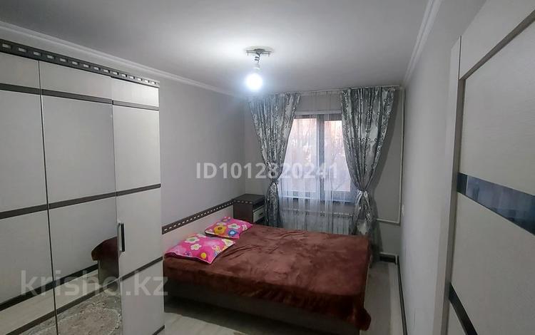 2-комнатная квартира · 52 м² · 3/5 этаж, 18-й микрорайон, 18-й микрорайон за 150 000 ₸ в Шымкенте, Аль-Фарабийский р-н — фото 2