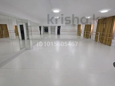 Свободное назначение, салоны красоты, фитнес и спорт, студии · 150 м² за 500 000 ₸ в Атырау, мкр Лесхоз