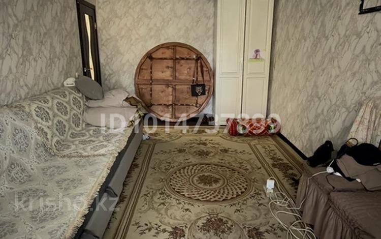 2-бөлмелі пәтер · 44.8 м² · 1/5 қабат, 14-шағынаудан 4 — Авто-станция, бағасы: ~ 11.5 млн ₸ в Караганде, Алихана Бокейханова р-н — фото 2