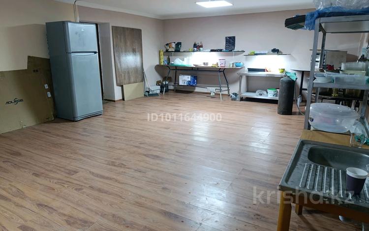 Дүкендер мен бутиктер, қоймалар, қоғамдық тамақтану орны · 70 м², бағасы: 280 000 ₸ в Алматы, Наурызбайский р-н — фото 2