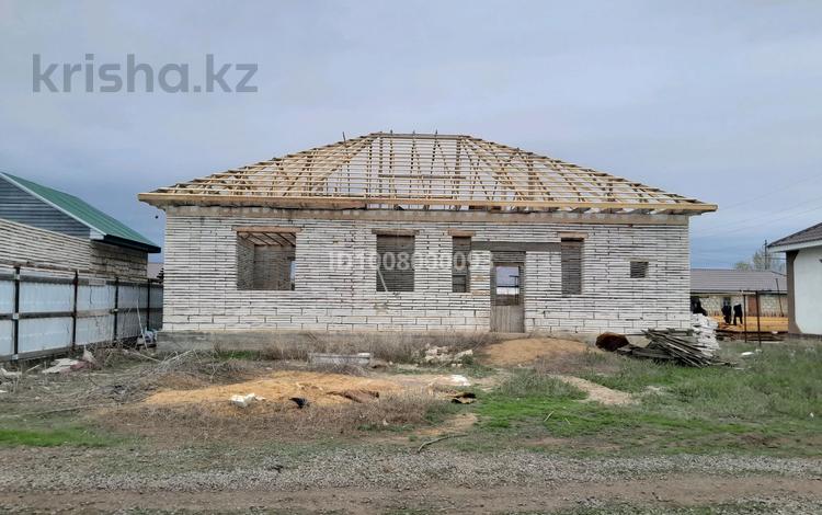 Саяжай · 3 бөлме · 140 м² · 8 жүзд., Кумжол, бағасы: 5 млн ₸ в Актобе, жилой массив Акжар-2 — фото 5