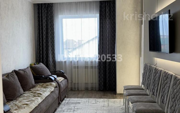 2-комнатная квартира · 57 м² · 3/3 этаж, мкр Юго-Восток, Университетская 78/15 6 за 180 000 ₸ в Караганде, Казыбек би р-н — фото 2
