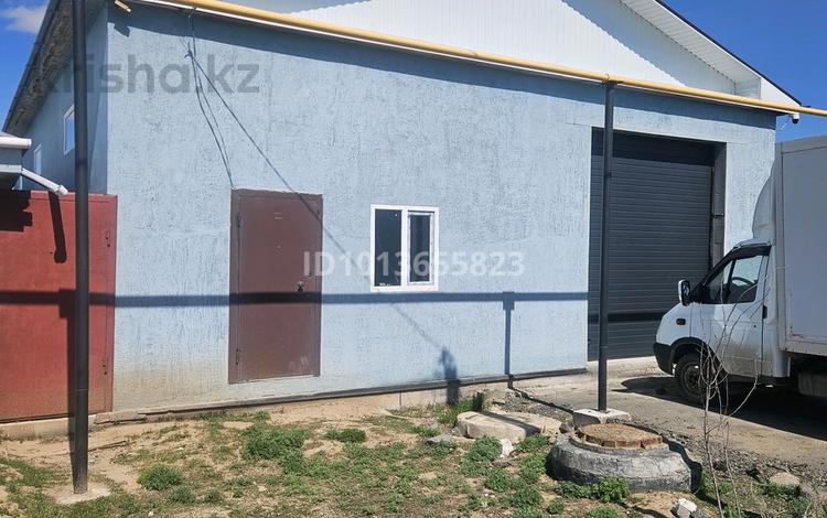 Гараж · 150 м² · Султан Бейбарыс 24 — Район мечети, бағасы: 300 000 ₸ в Талапкер  — фото 2