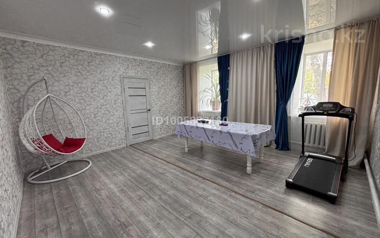 4-комнатная квартира · 100 м² · 1/1 этаж, Кенесары 18 за 8.5 млн ₸ в  — фото 2