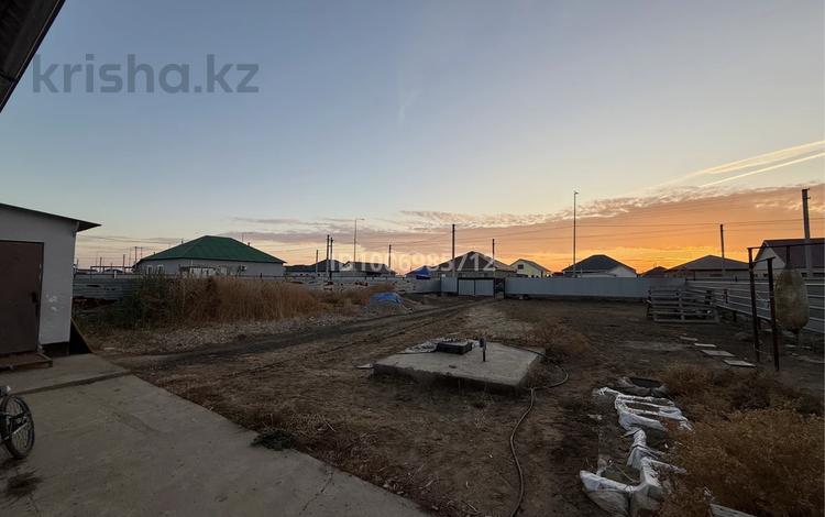 Часть дома · 2 комнаты · 12.6 м² · 800 сот., мкр Байтак-2, 22 15 — Водник 2 22 улица 15 за 14 млн ₸ в Атырау — фото 2