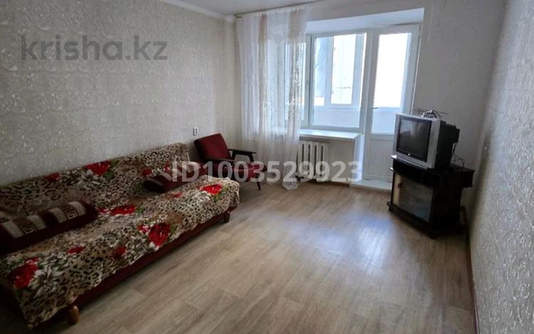 1-комнатная квартира · 38 м² · 4/6 этаж, Мухита — Абая за 20 млн 〒 в Уральске — фото 2