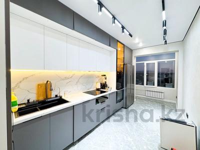 3-комнатная квартира · 83 м² · 8/12 этаж, Каратал 9 за 36.5 млн 〒 в Талдыкоргане