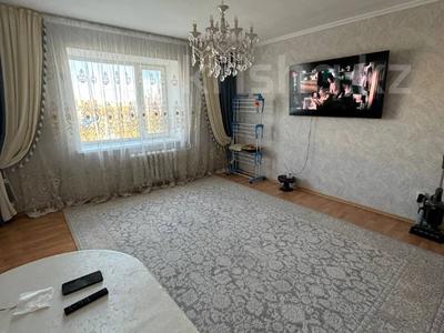 2-комнатная квартира, 62.3 м², 8/9 этаж, Иманбаевой за 28.5 млн 〒 в Астане, р-н Байконур