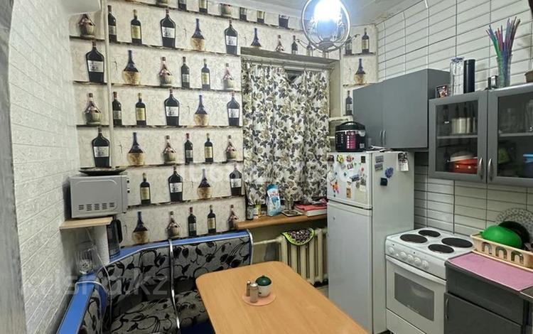 3-комнатная квартира · 66 м² · 1/2 этаж, Бажова 1/15 — Дкс за 13 млн ₸ в Усть-Каменогорске, Ульбинский — фото 2