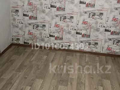 Отдельный дом · 2 комнаты · 35 м² · 1 сот., Исахметова 32г — 24 школы за 100 000 〒 в 