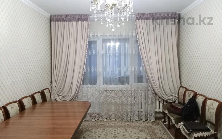 4-комнатная квартира · 81 м² · 5/5 этаж, 9 мкр 8 дом за 18.5 млн ₸ в Таразе — фото 2