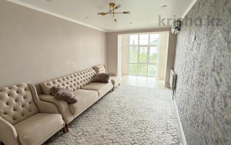 3-комнатная квартира · 70 м² · 4/5 этаж, мкр Гарышкер за 29.3 млн ₸ в Талдыкоргане — фото 2