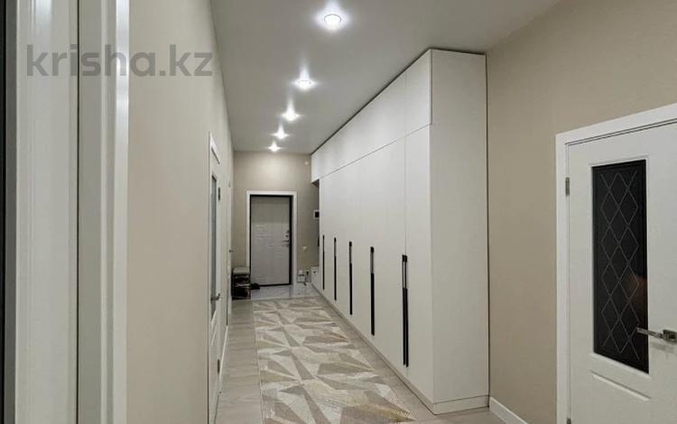 3-комнатная квартира · 97 м² · 4/5 этаж, мкр. Алтын орда 356а за 37.5 млн ₸ в Актобе — фото 3