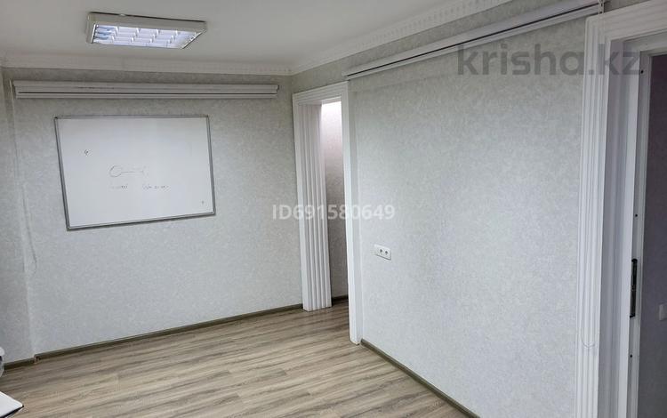 1-бөлмелі пәтер · 31 м² · 1/5 қабат, Авангард 3 мкр 37, бағасы: 12 млн ₸ в Атырау, мкр Авангард-3 — фото 2