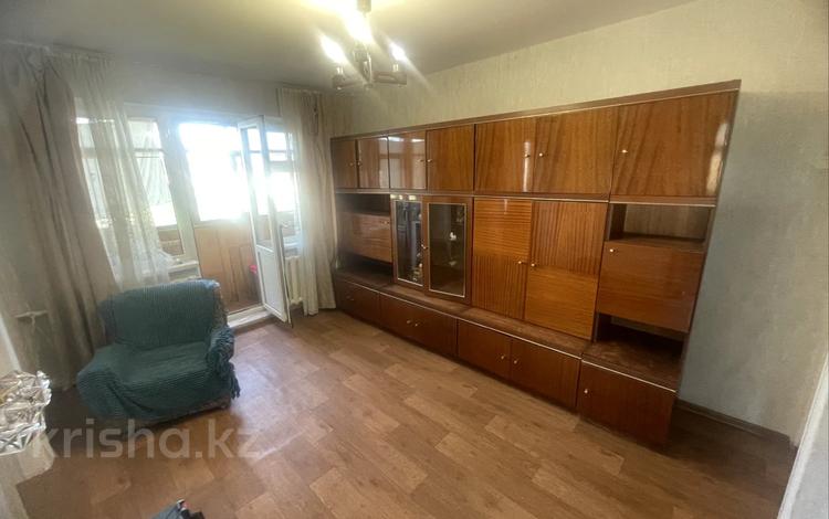 3-комнатная квартира · 47 м² · 5/5 этаж, мкр 5, Есет-батыра 75 за 12.8 млн ₸ в Актобе — фото 2