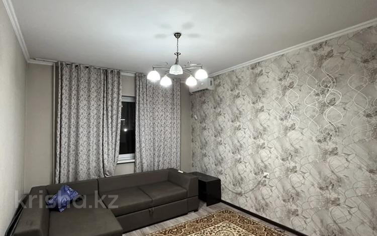 1-комнатная квартира · 40 м² · 5/9 этаж, мкр Тастак-2, Толе би 261 за 250 000 ₸ в Алматы, Алмалинский р-н — фото 2