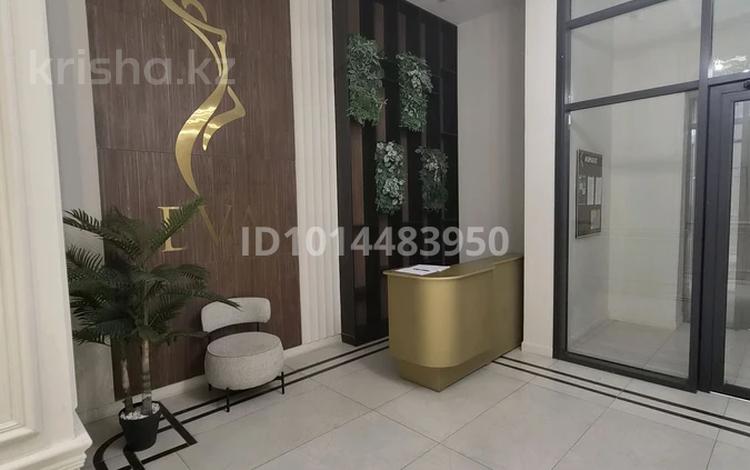 2-бөлмелі пәтер · 55 м² · 2/9 қабат, Максут Нарикбаев 14, бағасы: 2 500 ₸ в Астане, Нура р-н — фото 2