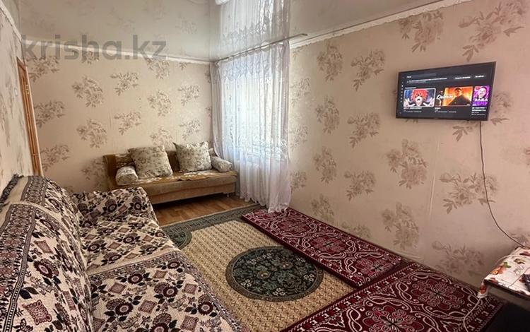 2-комнатная квартира · 60 м² · 1/5 этаж, Бауыржан Момушылы 19/1 за 10 000 ₸ в Темиртау — фото 14