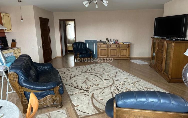 3-бөлмелі пәтер · 61 м² · 4/9 қабат, Красина 8/1, бағасы: 40 млн ₸ в Усть-Каменогорске — фото 2