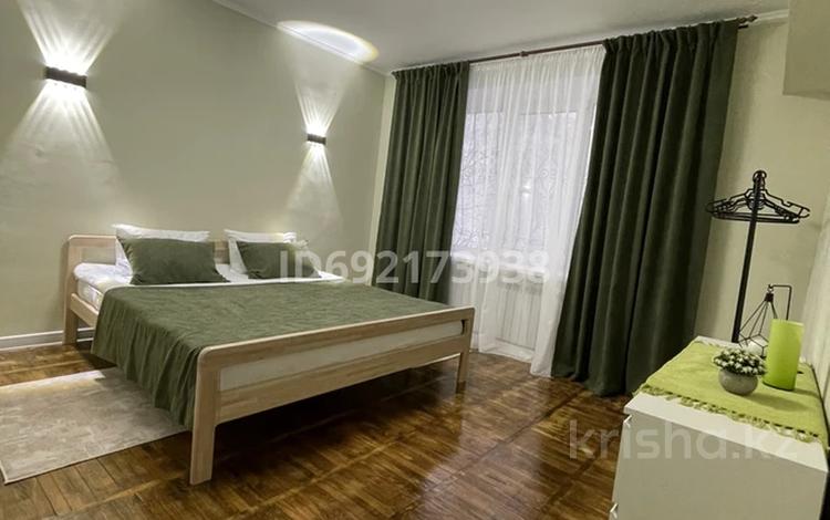 2-бөлмелі пәтер · 65 м² · 1/5 қабат, Тулебаева 149 — Жамбыла, бағасы: 35 000 ₸ в Алматы, Медеуский р-н — фото 25
