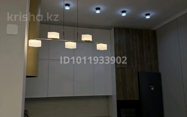 3-бөлмелі пәтер · 92 м² · 3/5 қабат, Дружбы народов 2, бағасы: 65 млн ₸ в Усть-Каменогорске, Ульбинский — фото 2