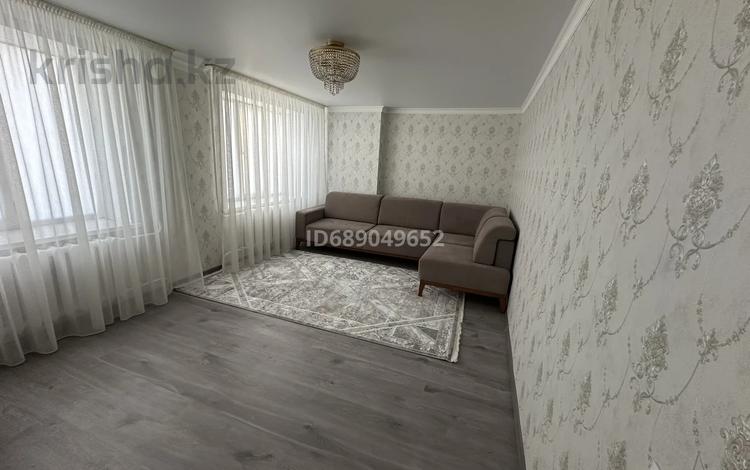 1-комнатная квартира, 41.7 м², 1/10 этаж помесячно, Бекхожина 11