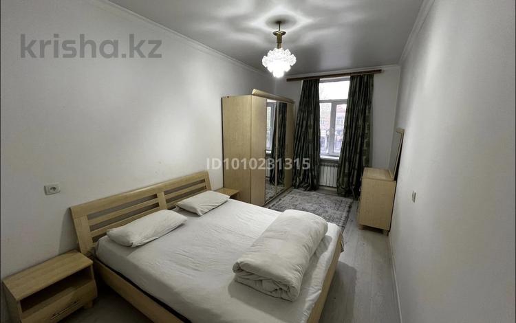1-бөлмелі пәтер · 60 м² · 2/3 қабат, Тауке хана 51 — Кен баба тауке хана орынбаева, бағасы: 10 000 ₸ в Шымкенте — фото 2