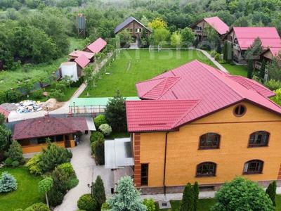 Отдельный дом · 10 комнат · 850 м² · 70 сот., Спортивная за 450 млн 〒 в Долане