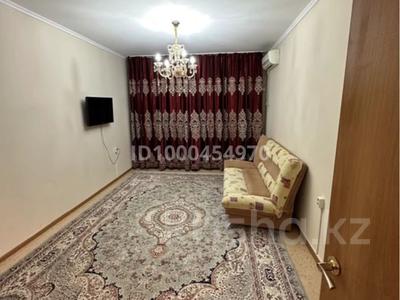 2-бөлмелі пәтер · 52 м² · 1/5 қабат · ай сайын, мкр СМП 163 11 — Дина базар арты, бағасы: 160 000 〒 в Атырау