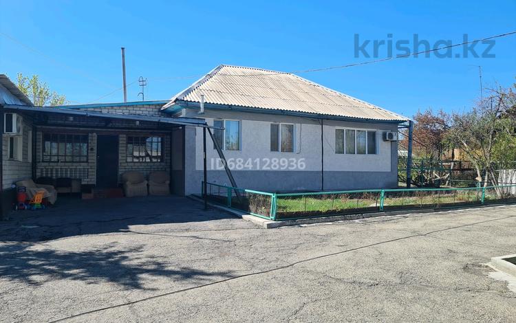 Отдельный дом · 5 комнат · 126 м² · 10 сот., Матросова 2Б — Биржан сал за 27 млн 〒 в Талдыкоргане — фото 2