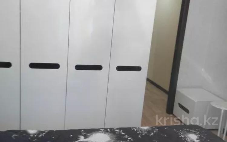 2-бөлмелі пәтер · 60 м² · 1 қабат, 4 микрорайон 31, бағасы: 15 000 ₸ в Уральске — фото 3