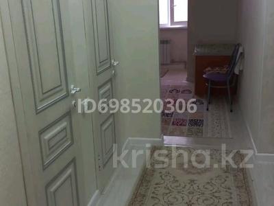 2-комнатная квартира, 65 м², 2/6 этаж помесячно, 32А мкр 12 за 150 000 〒 в Актау, 32А мкр