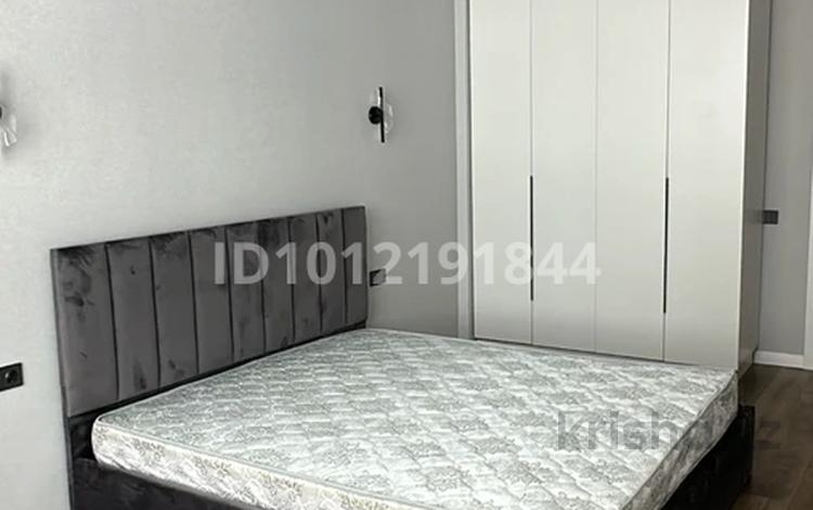 2-комнатная квартира · 71.6 м² · 8/18 этаж, ул. Е-36 5 за 330 000 ₸ в Астане, Нура р-н — фото 2