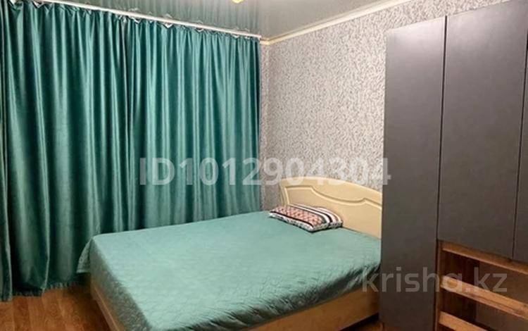 2-комнатная квартира · 62 м², 50 лет октября за 15 000 ₸ в Рудном — фото 2