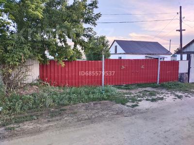 Дача · 1 комната · 99 м² · 12 сот., Озёрный 2 45 за 2 млн 〒 в Актобе, мкр Гормолзавод