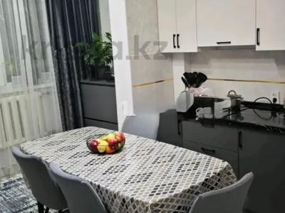 1-комнатная квартира · 42 м² · 2/5 этаж, мкр Аксай-4 за 29.5 млн ₸ в Алматы, Ауэзовский р-н