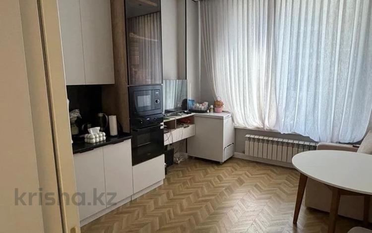 2-бөлмелі пәтер · 53 м² · 2/5 қабат, Бокейхана 25 Б, бағасы: 43.5 млн ₸ в Астане, Есильский р-н — фото 2