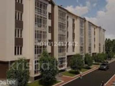 2-бөлмелі пәтер · 65 м² · 2/6 қабат, Майкудук, Голубые пруды 3/2, бағасы: 19.5 млн ₸ в Караганде, Алихана Бокейханова р-н