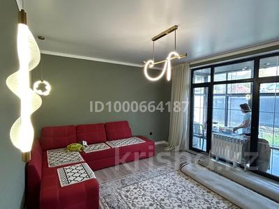 Отдельный дом · 4 комнаты · 100 м² · 5 сот., Камалова за 37 млн ₸ в Есик
