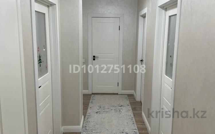 3-бөлмелі пәтер · 95 м² · 2/3 қабат, мкр Кайрат 152/1, бағасы: 70 млн ₸ в Алматы, Турксибский р-н — фото 2